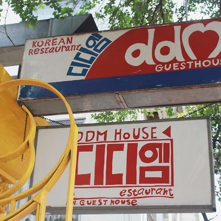 Ddm House Hostel Bangkok Luaran gambar