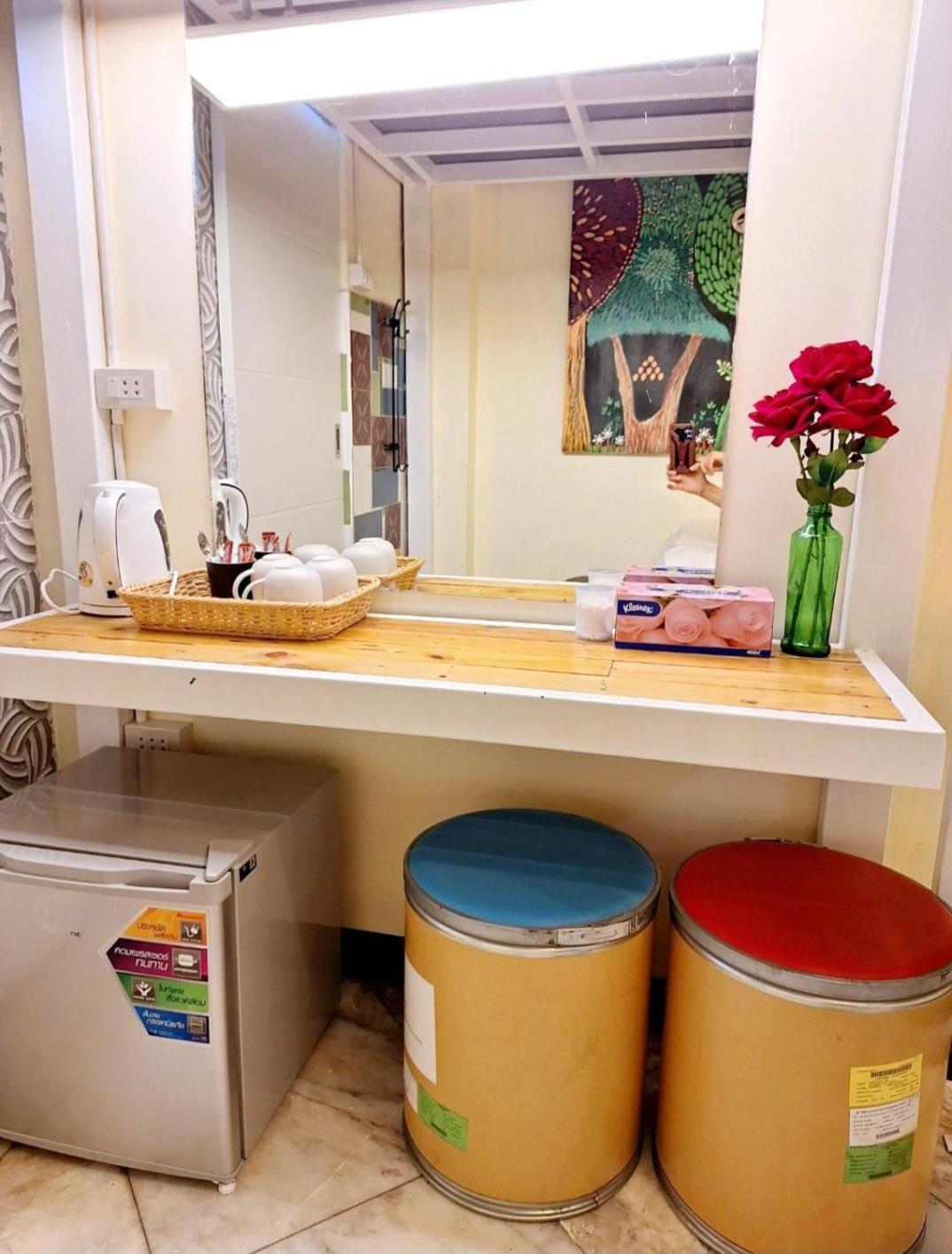 Ddm House Hostel Bangkok Luaran gambar