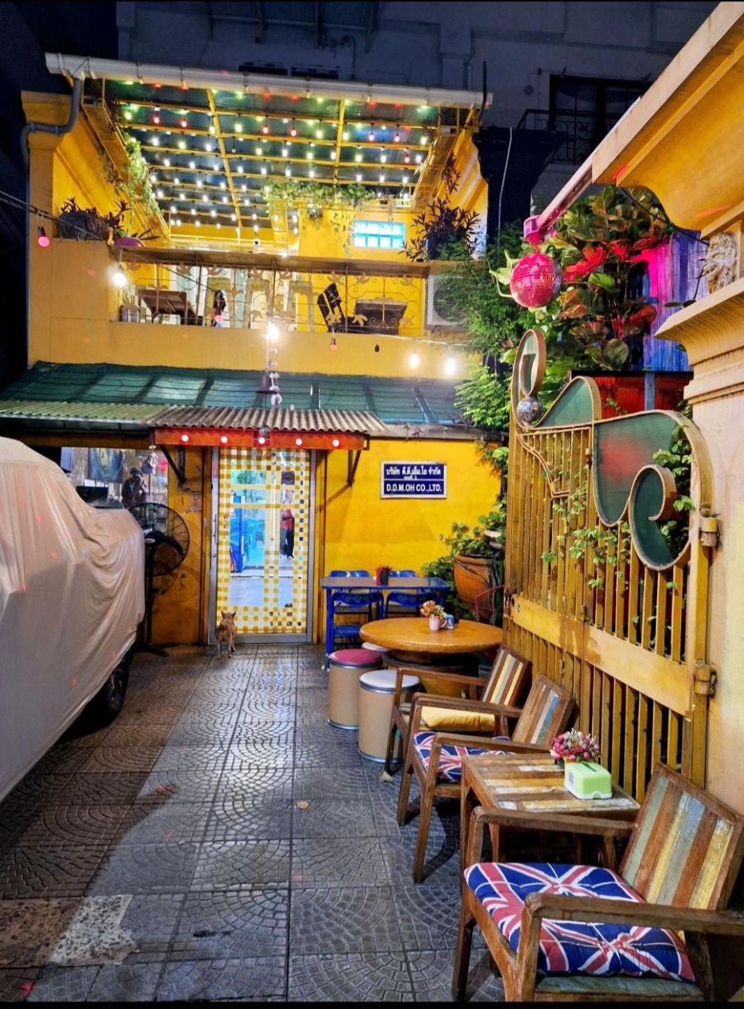 Ddm House Hostel Bangkok Luaran gambar