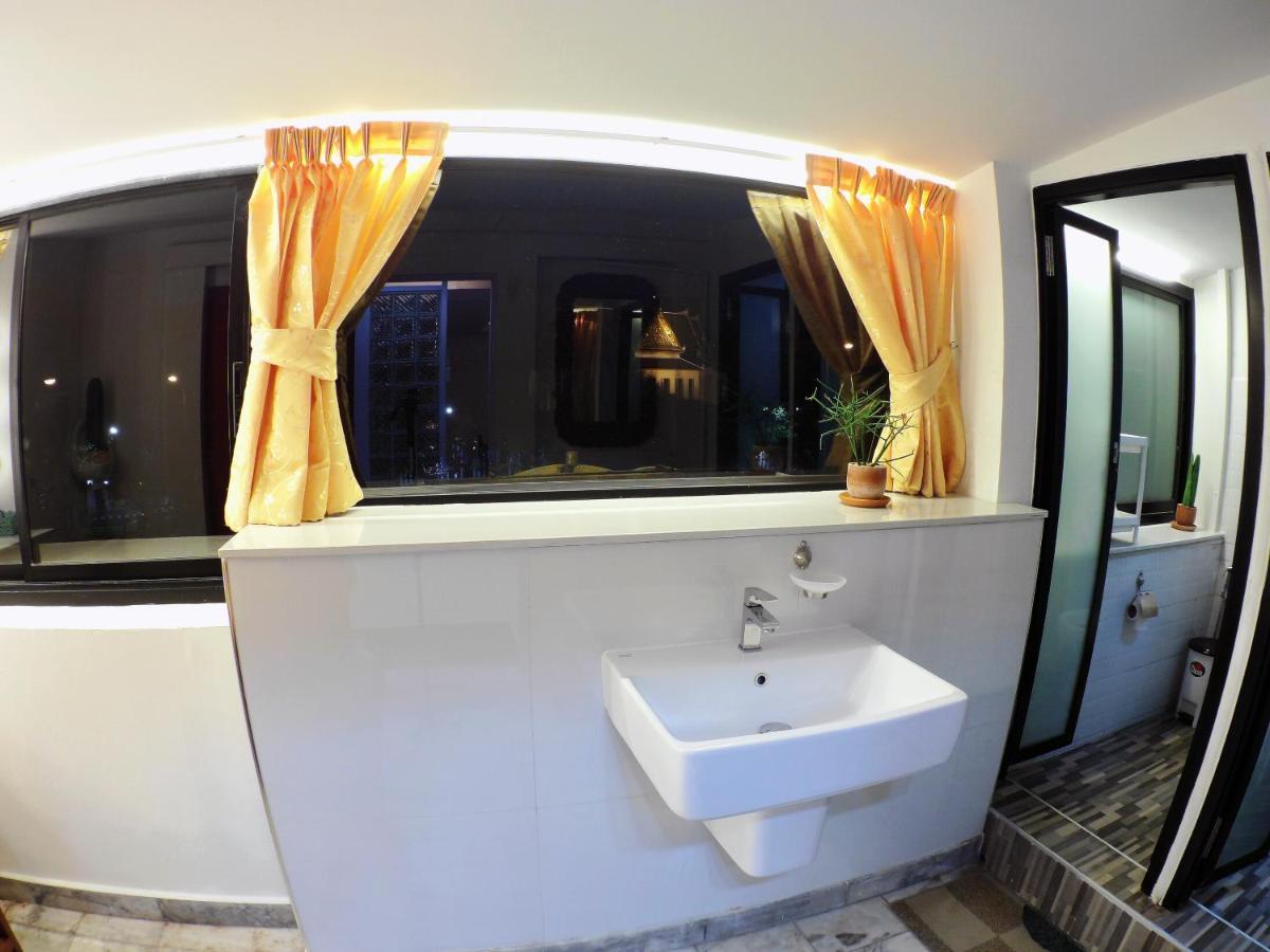Ddm House Hostel Bangkok Luaran gambar