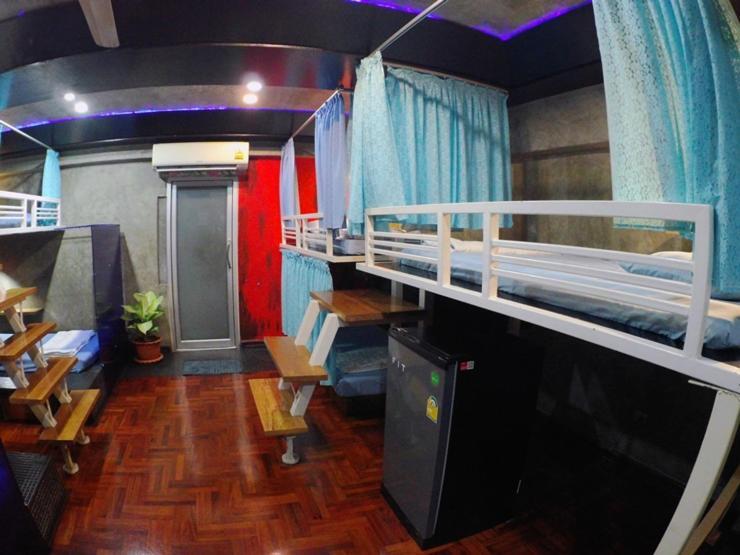 Ddm House Hostel Bangkok Luaran gambar